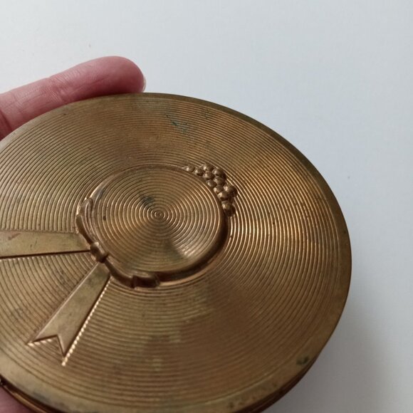 Vintage Gold Round Hat "Dorothy Gray" Compact Mirror Makeup Original Antique - Picture 7 of 10